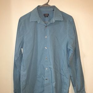Men’s long sleeve dress shirt